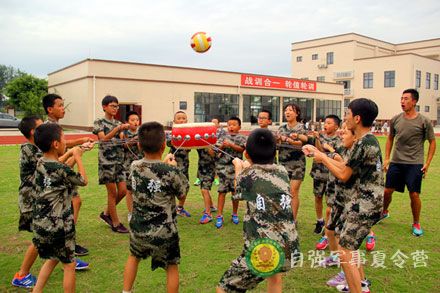 素質(zhì)拓展團(tuán)隊(duì)小游戲