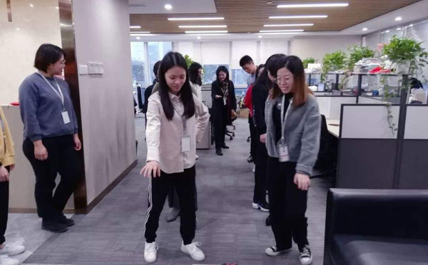 早會(huì)簡(jiǎn)單的互動(dòng)小游戲