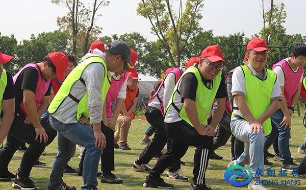 團隊建設(shè)36個經(jīng)典活動「室內(nèi)戶外游戲」