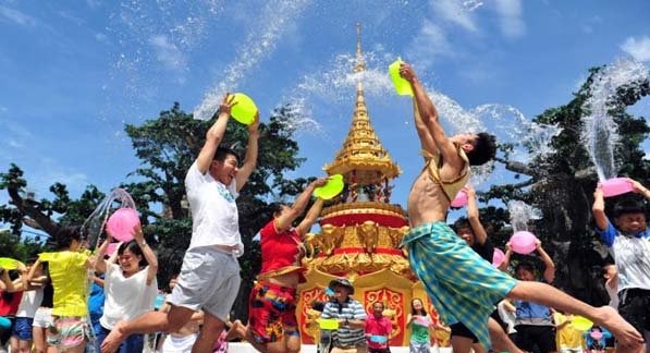 水球大戰(zhàn)